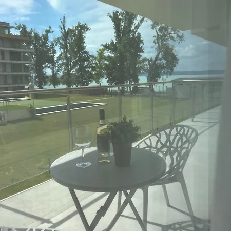 Апартаменты Dingi 103 Шиофок