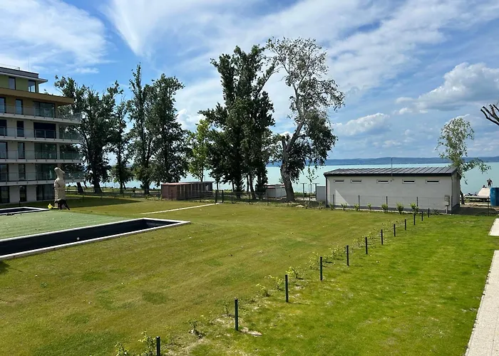 Apartament Dingi 103